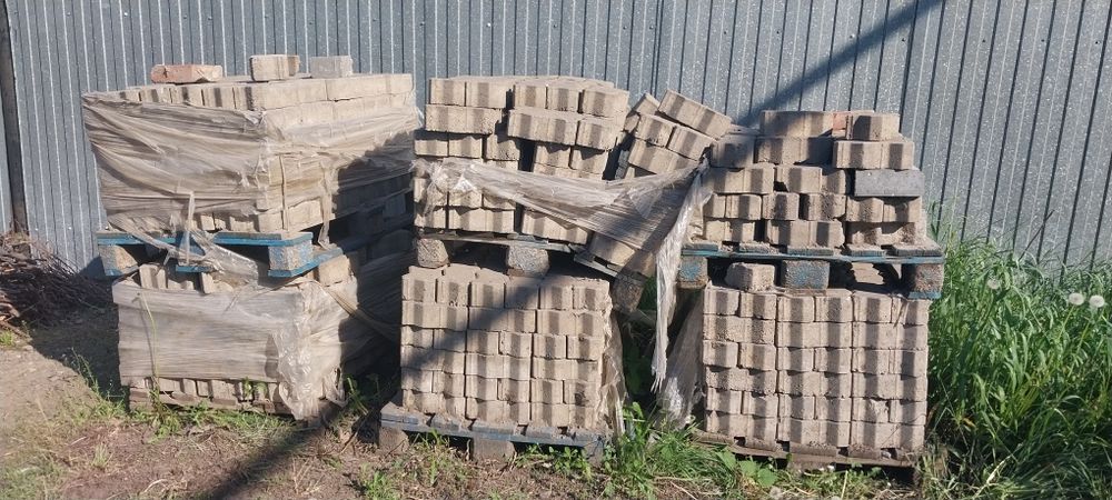 Брусчатка Брусчатка и Брусчатка