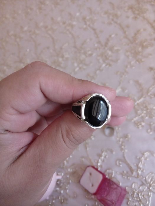 Uzuk Perstin serebro