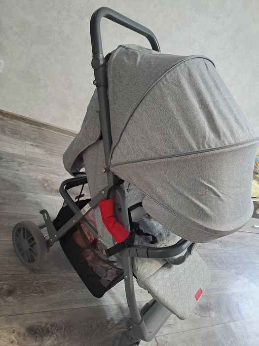 Продам детскую коляску