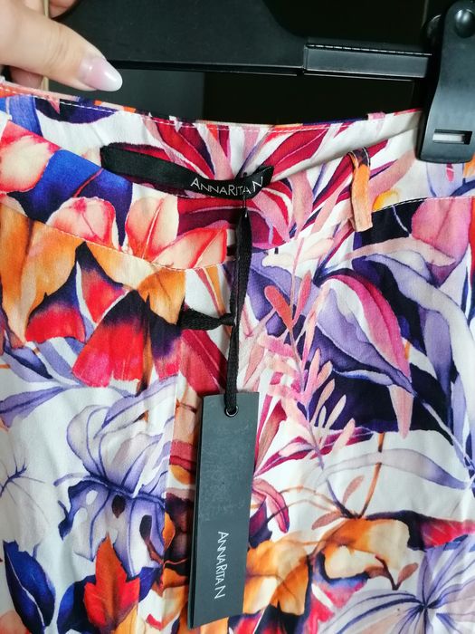 Pantaloni Anna Rita N cu imprimeu floral noi