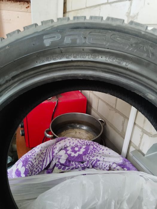 Продам всесезонную резину