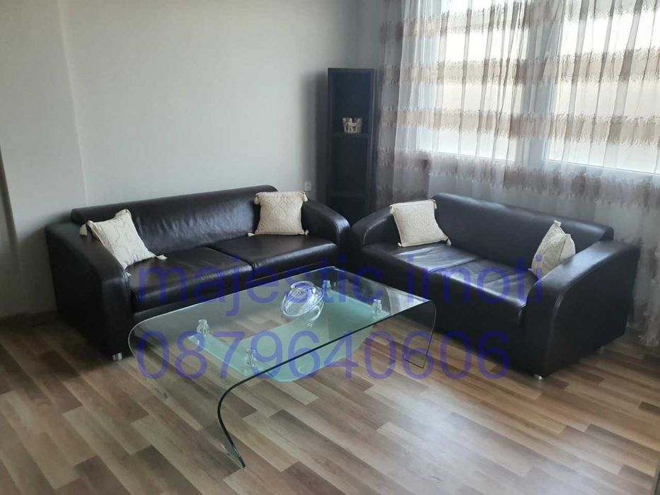 Продава се Двустаен апартамент в Пловдив, Център - 80 кв.м за 580 €/кв.м - Снимка #8