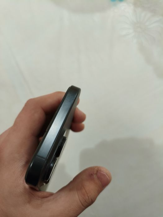 iPhone 16 Pro Max Black titanium