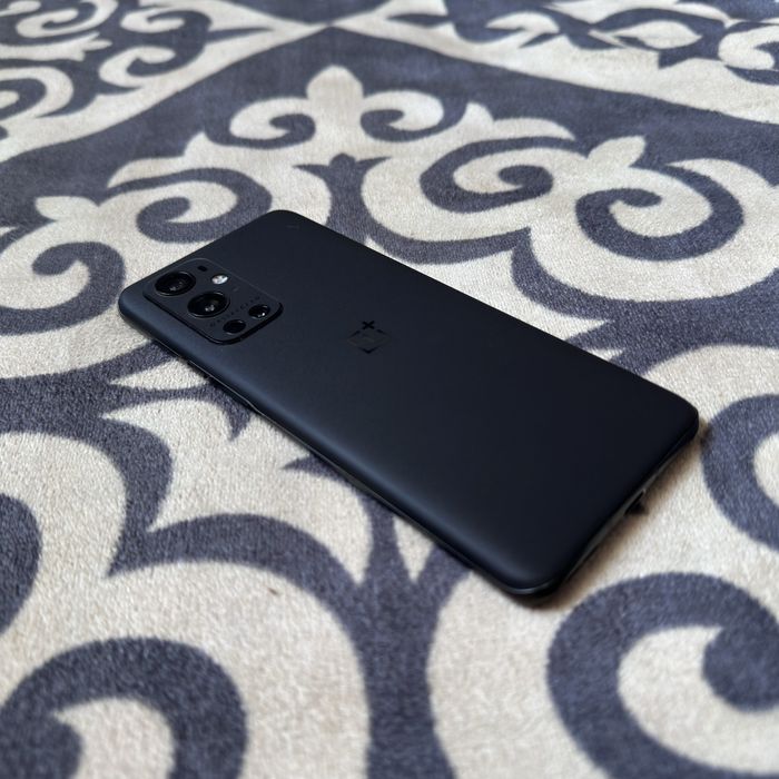 Oneplus 9 pro 8/256 СРОЧНО!!!