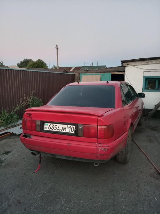 Продам Ауди 100с.состояние удовлетворительное.