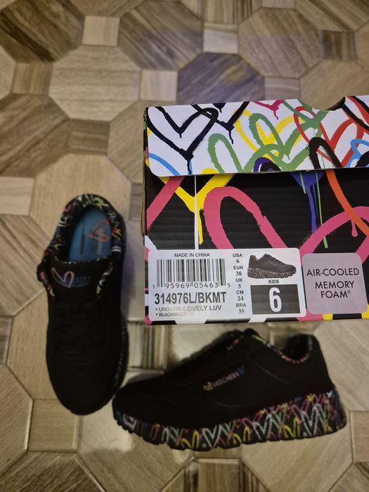 Adidas Skechers nr 38 ca noi in cutie