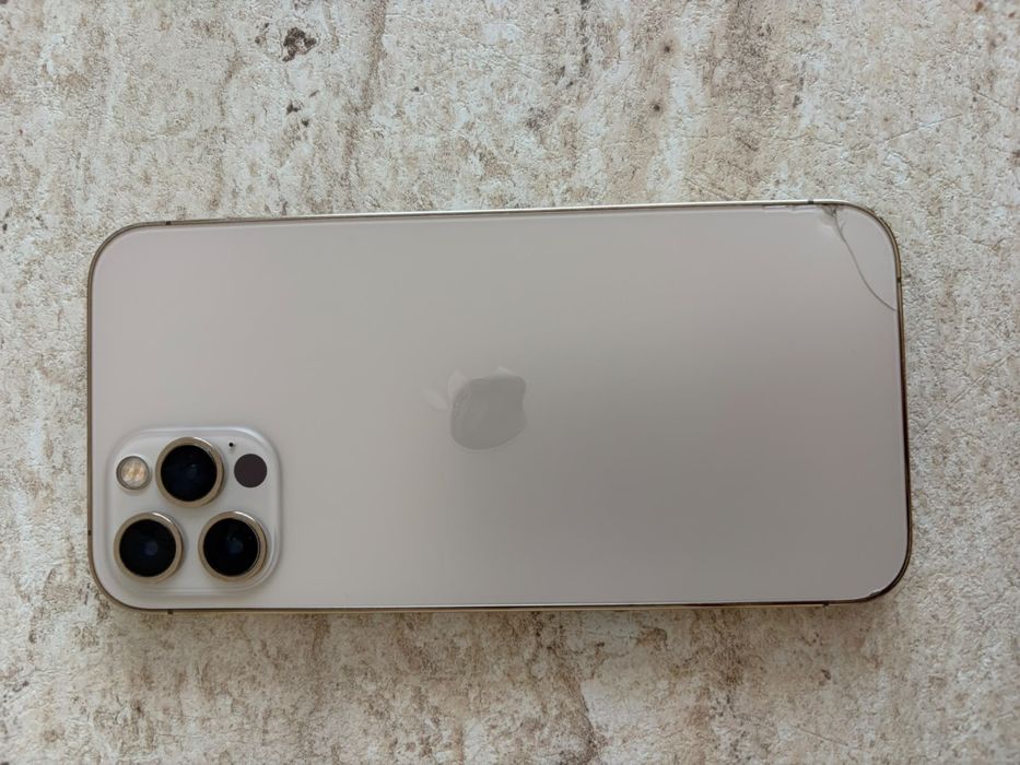 Iphone 12 pro.