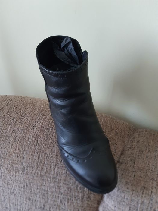 Продам ботинки , демисезонные.