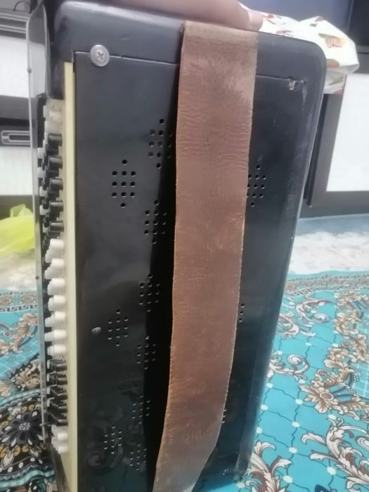 Баян сатылады. Почти новый