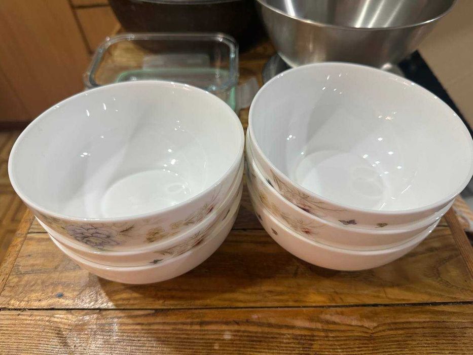 ПОСУДА ИЗ ДОМА ( сковорода, тарелки, весы, блюда, вилки, ложки )