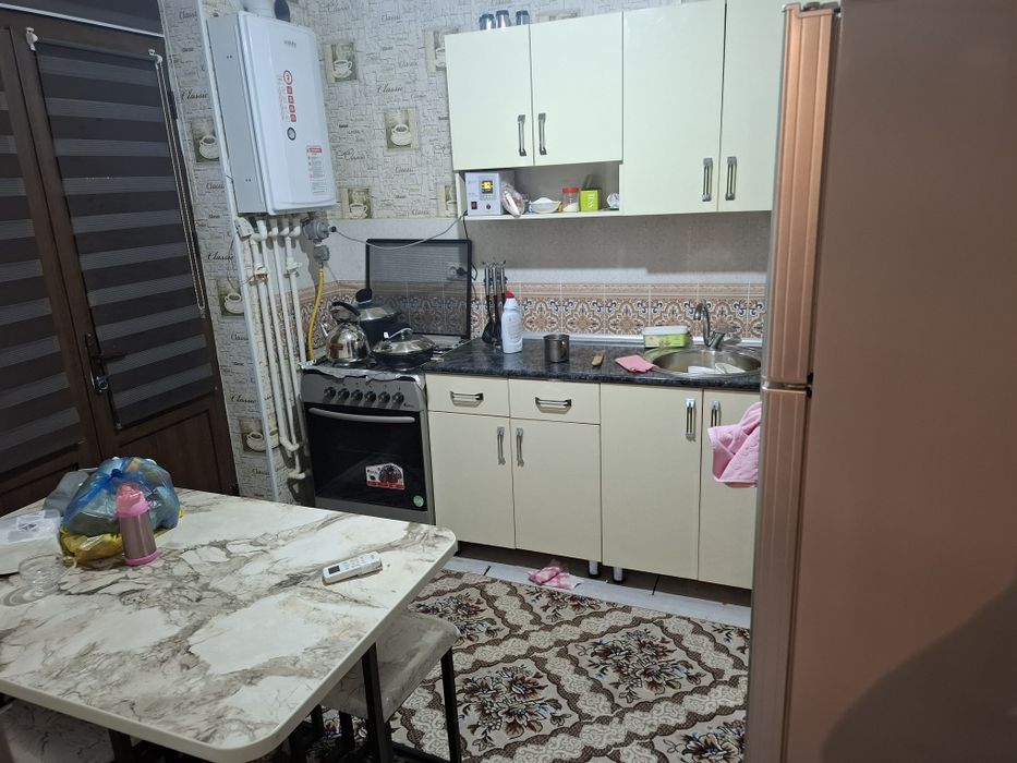 Оила ун 2 хонали уй узок муддатга ижарага берилади яшаш ун барча кулай