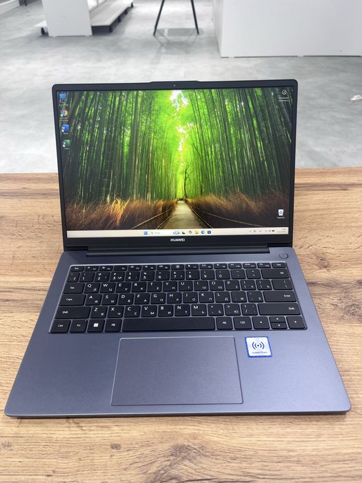 Ноутбук HUAWEI Matebook
