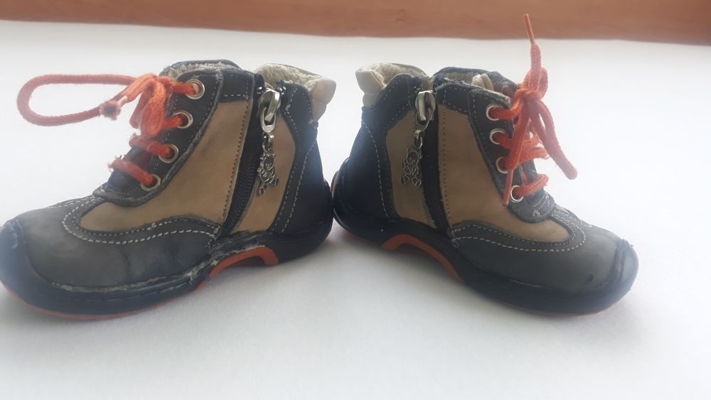 Детски боти Dumini