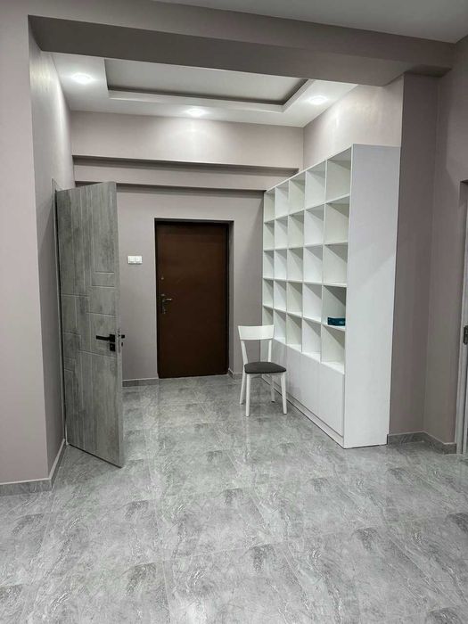 OFIS arendaga 90m2