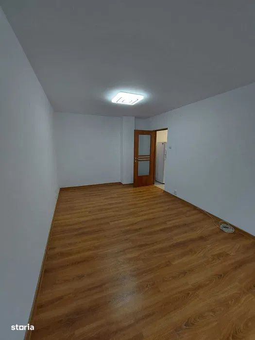 Garsoniera | Crangasi | 10' Metrou Crangasi | Centrala proprie