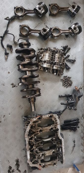 На части!! Двигател  Toyota 2.2 D-4D 136hp Тойота Д-4Д 136 кс