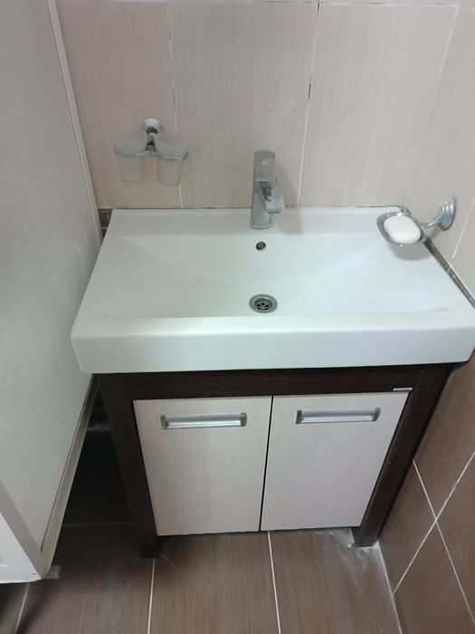 Раковина и зеркало