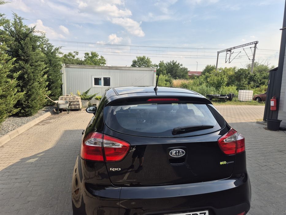KIA Rio 2012 — imagine 3