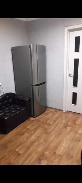 Продам квартиру 3-х комнатную