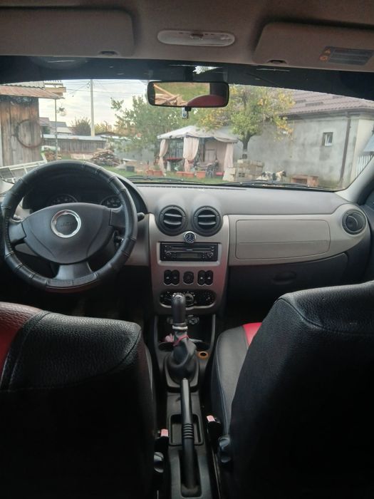 Dacia Logan din 2011