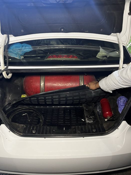 Chevrolet nexia 3 sotiladi