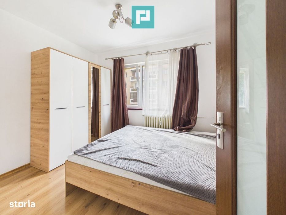 Apartament 3 Camere, Decomandat, Zona Vlaicu