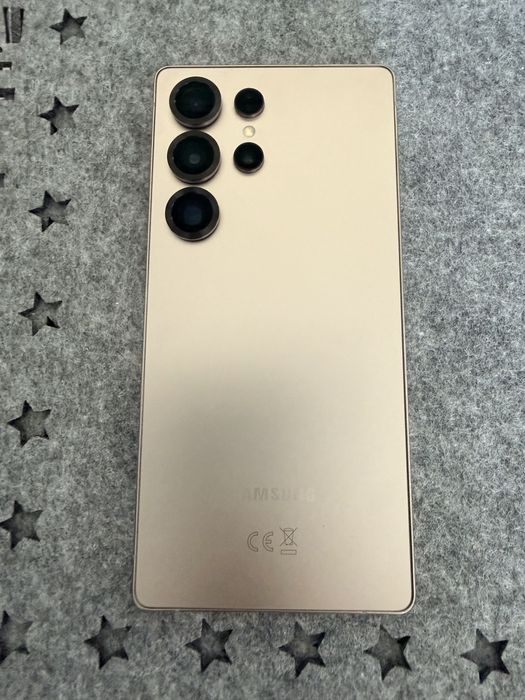 Vand Samsung S25 ultra 256GB cu garantie mai 2027 altex