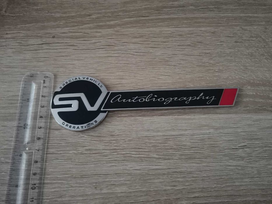 Range Rover SV Autobiography емблема сребро с черно