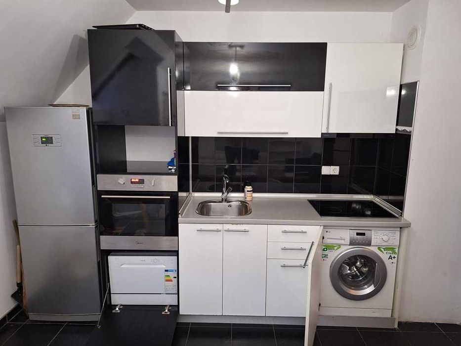 Дава се под наем Едностаен апартамент в София, Надежда 4 - 45 кв.м за 299 € - Снимка #1