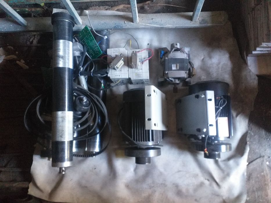 Продам электро двигатели