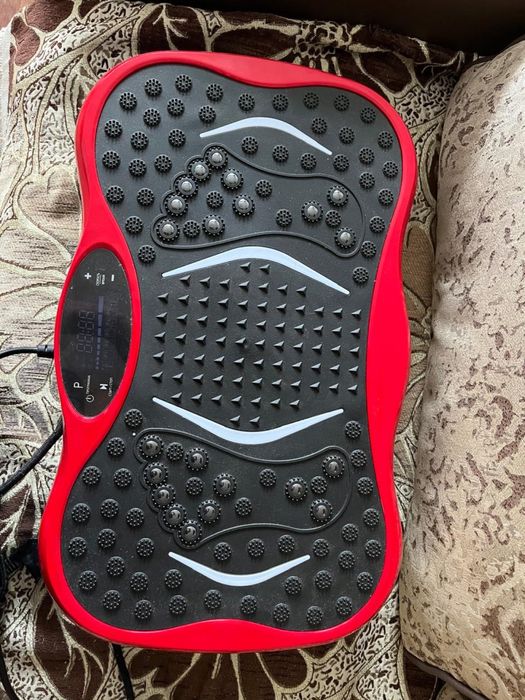 Продам массажер виброплатформа