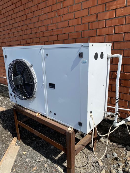 Холодильник горка с выносным агрегатом