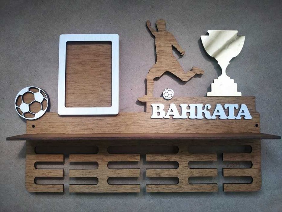 Поставка стойка закачалка за медали - Футбол