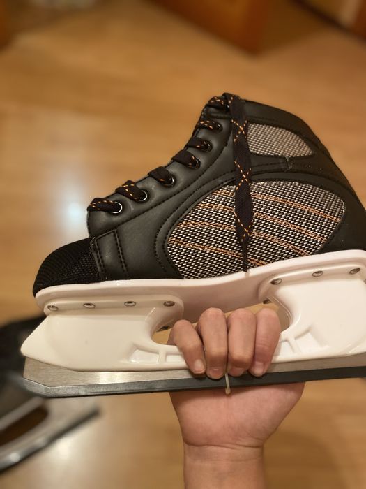 Новые коньки 40размер