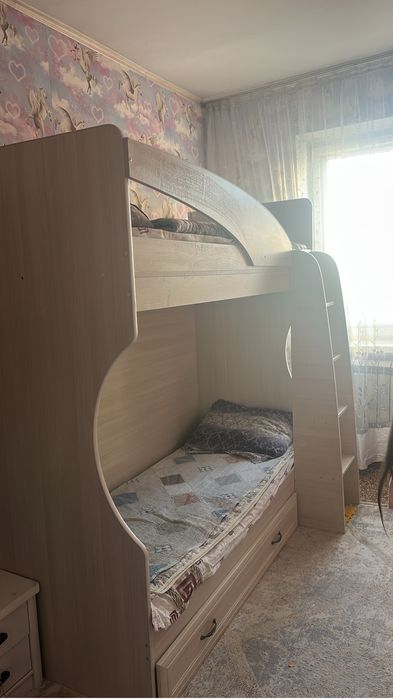 Детская кровать с матрасом