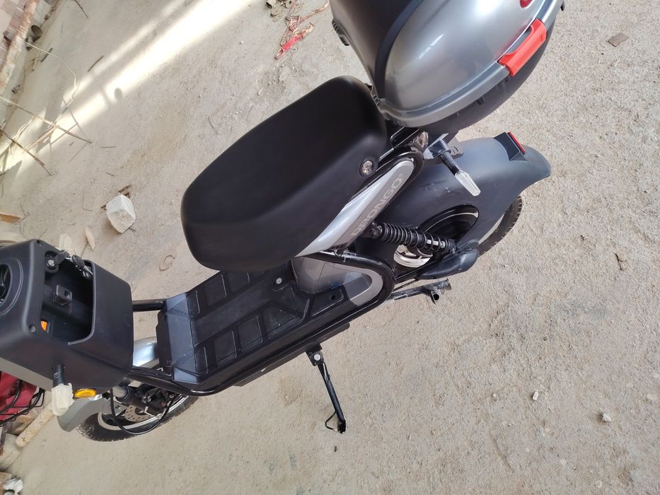 Skuter sotiladi yoki telga obmn Samsung 22 23 ultraga  141 klamert yuj