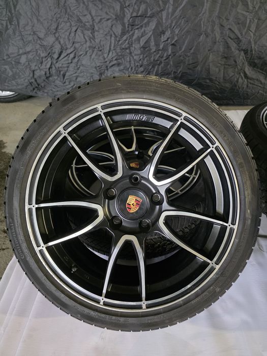 Джанти с гуми за порше 5х130
