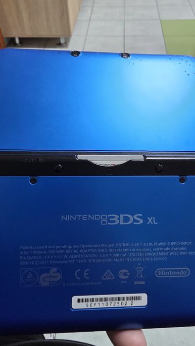 Nintendo 3ds xl impecabil complet, midat full cu jocuri si geantă.