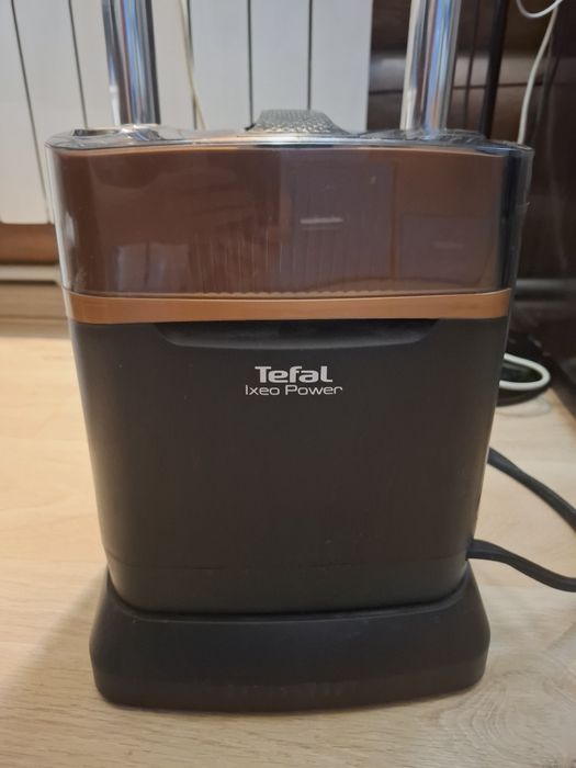 Отпариватель одежды. Парогенератор Tefal QT2020