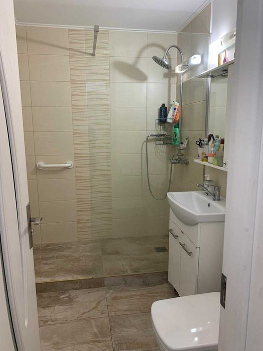 Apartament 3 camere decomandat, 72 mp, etaj 1,3 balcoane, Marasesti-BM