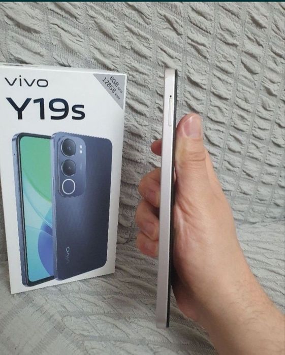 Vivo Y19S 12/128GB Silver Igravoy Original Karobka Holati Yaxshi Zor