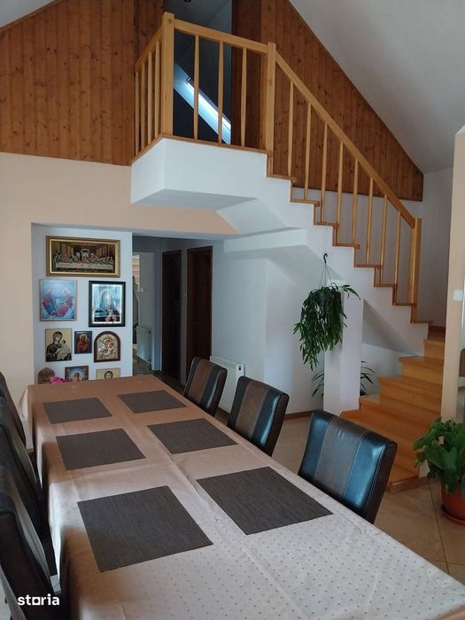 Proprietate versatilă, mobilată, utilată - 260 m² utili + 730 m² curte