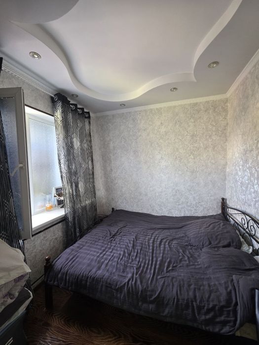 Продаётся 1в2/4/4 Юнусабад 18квл,кирпичный с евро ремонтом