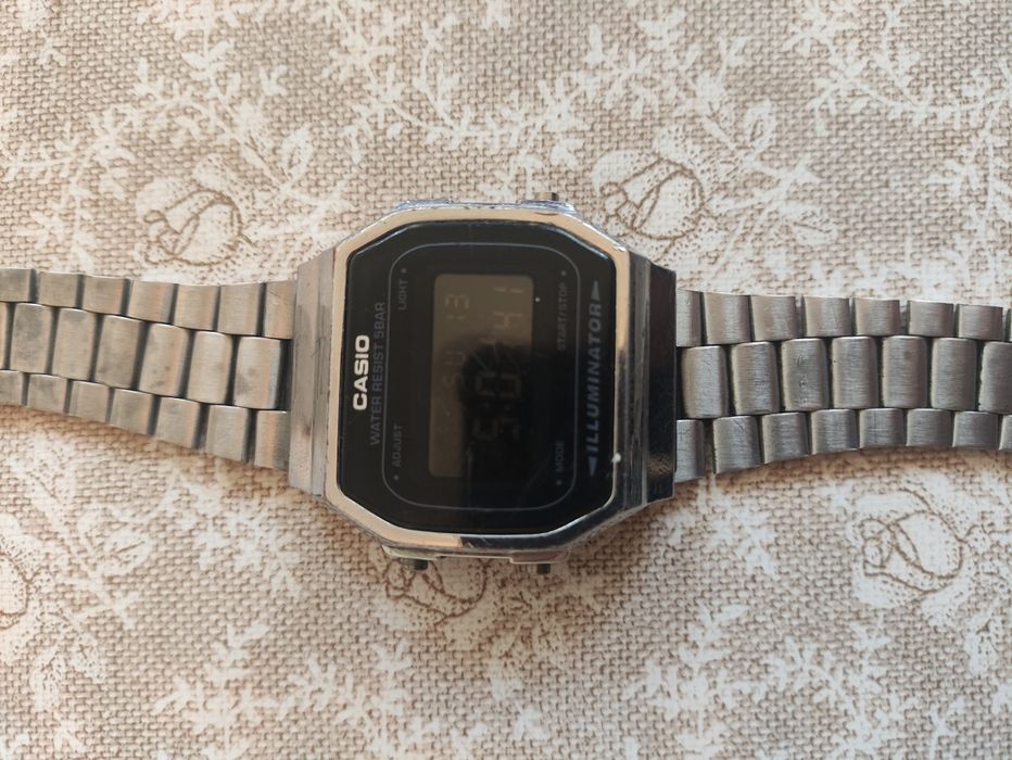 Casio A168 Vintage, оригинальные электронные часы