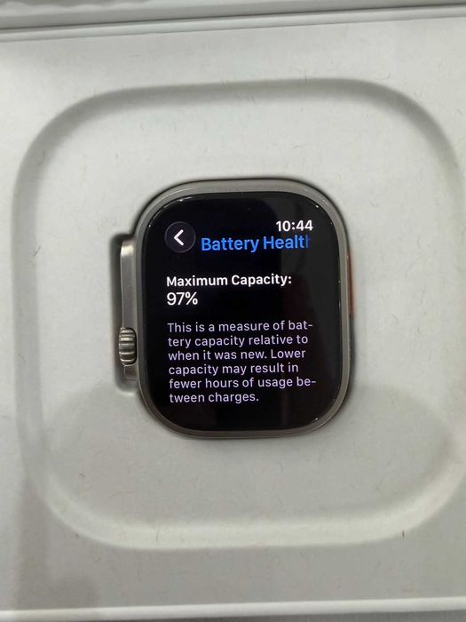 Apple Watch Ultra 2 LTE, Гаранция, Пълен Комплент + 4 Каишки