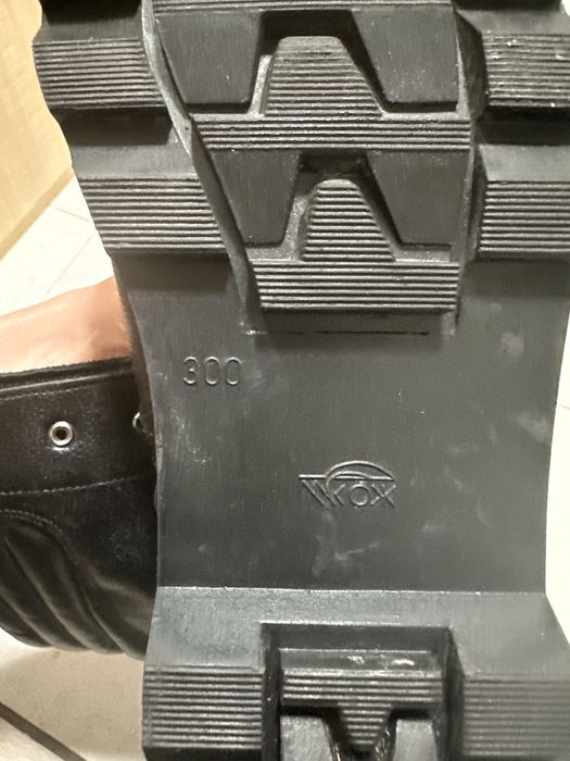 Продам армейские ботинки