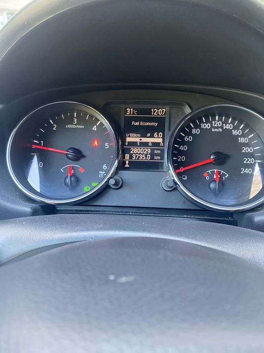 Nissan Qashqai j10, 1,6 dci, 2013, cutie manuală , 281000 km