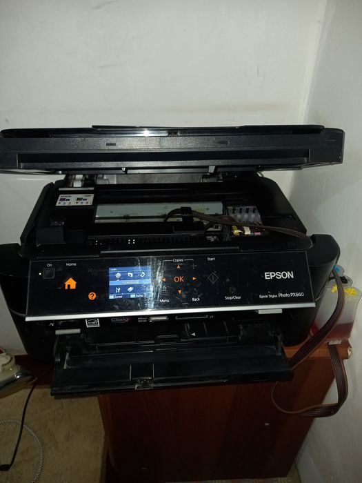 Epson stylus photo px 660 sotiladi