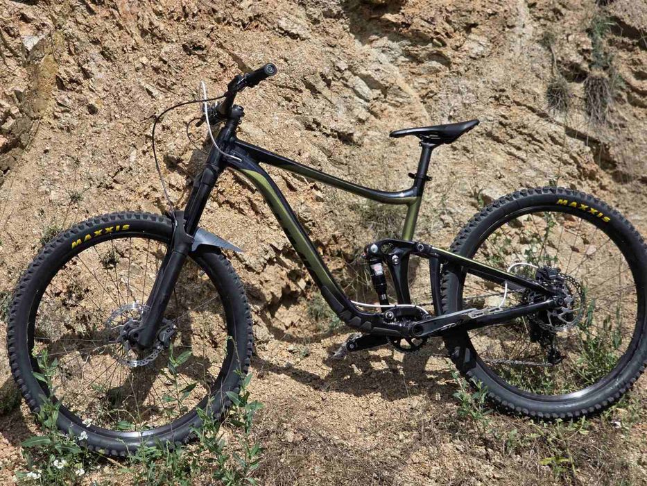 Giant Reign 2023 – Размер L / RockShox Yari /