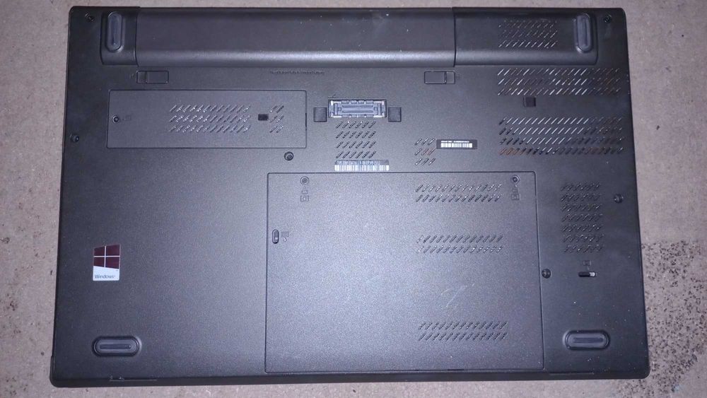 Laptop Lenovo Core I3 4000M 8gb dd3 display 15,6inch full hd